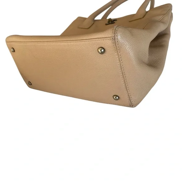CHANEL Cerf Tote Beige - Picture 8 of 12